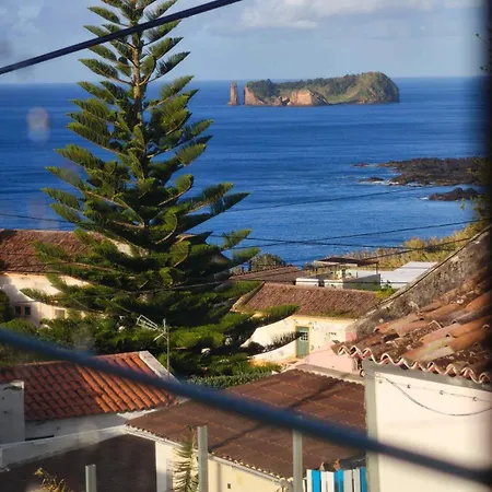 Holiday home Casa Valentina Ribeira das Tainhas